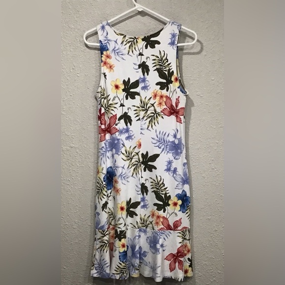 Tommy Bahama Eros Botanical Shift Dress Fishtail Hem Resort Vacation Floral Sz M - Picture 6 of 6